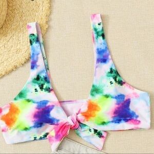 Tie Dye Knot Front Bikini Top